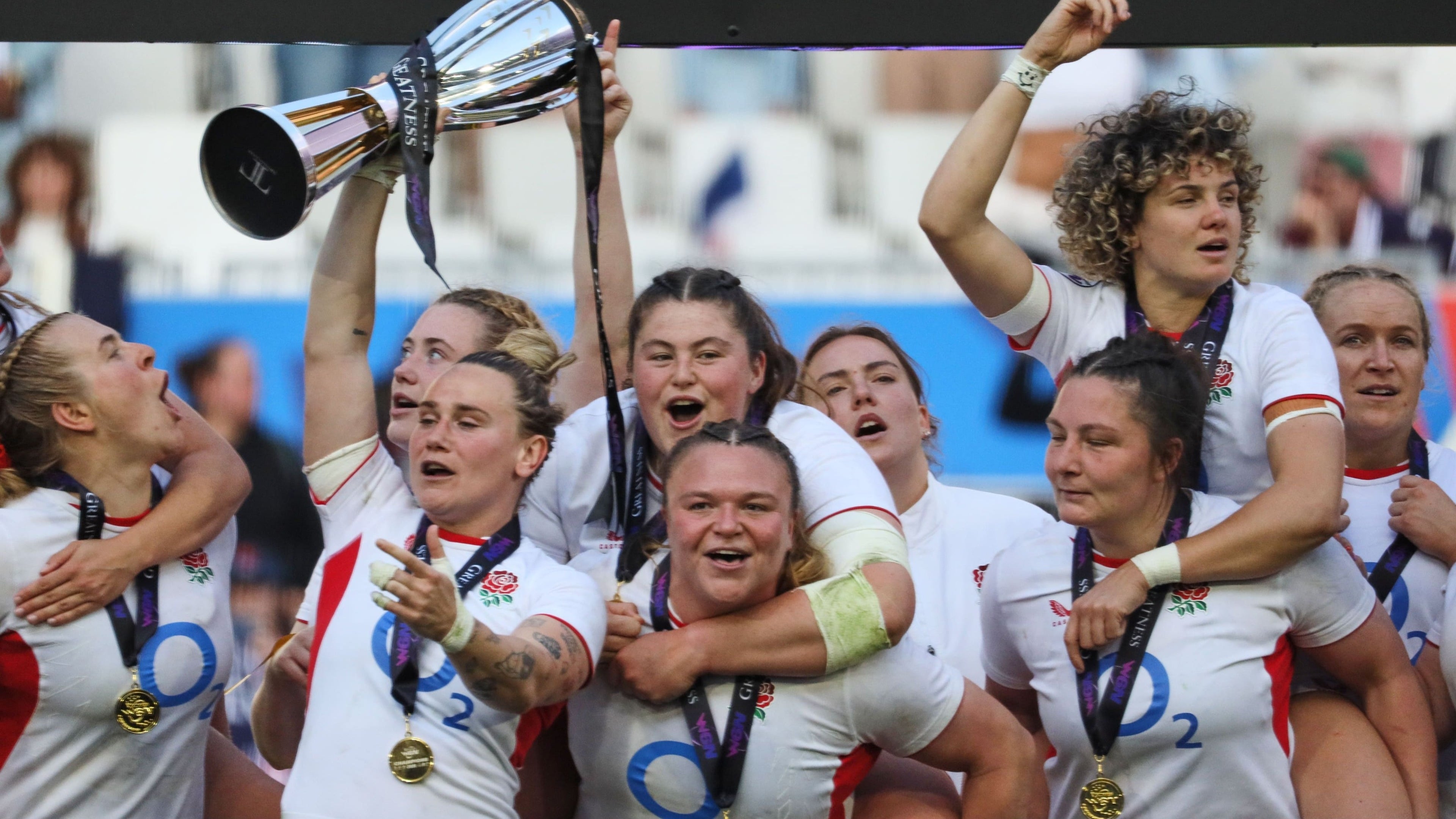 England secure fifth consecutive Grand Slam with victory over France in Bordeaux